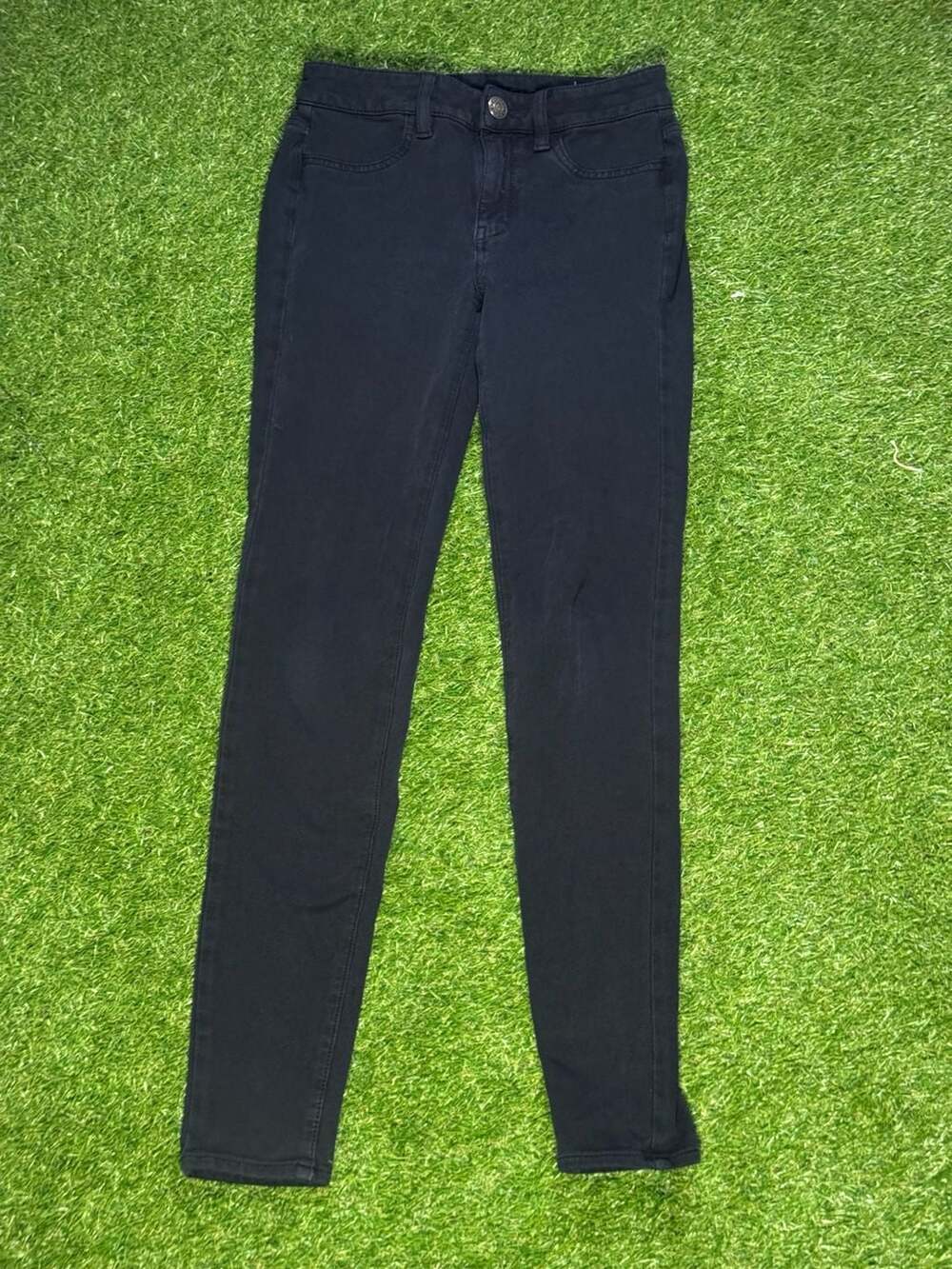 American Eagle Super Stretch Black Skinny Jeans Size 2 Long